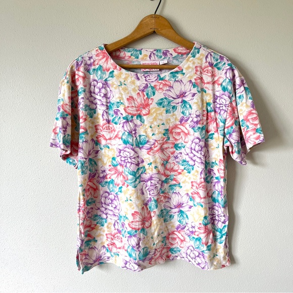 Vintage Pastel Floral Scoop Neck T-Shirt - Picture 1 of 13